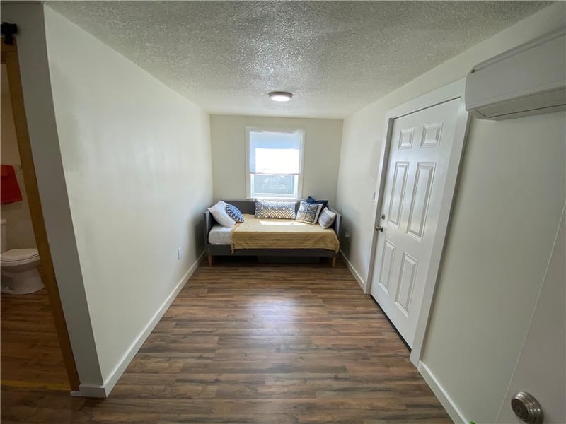 8705 63rd Trafficway, Kansas City, MO 64133