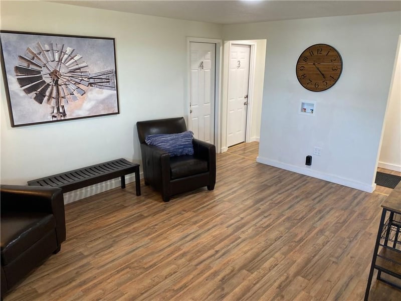 8705 63rd Trafficway, Kansas City, MO 64133