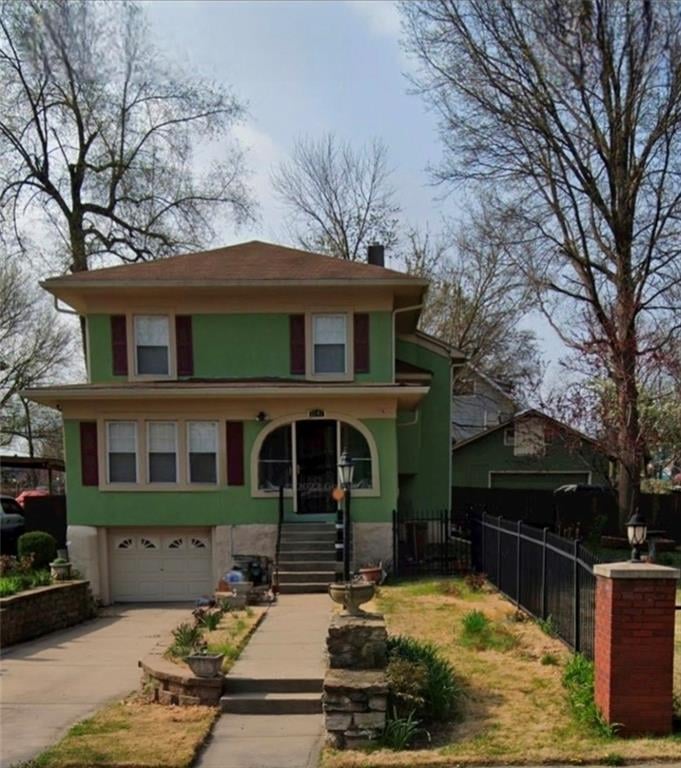 3207 Victor St, Kansas City, MO 64128