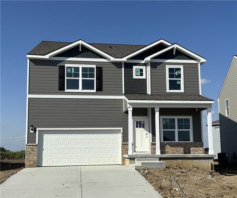 25212 177th Ter, Gardner, KS 66030