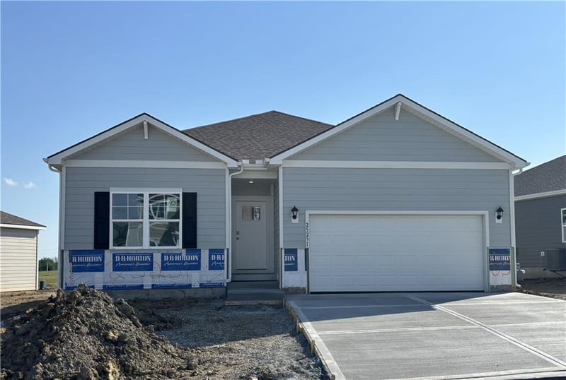 25231 177th Ter, Gardner, KS 66030