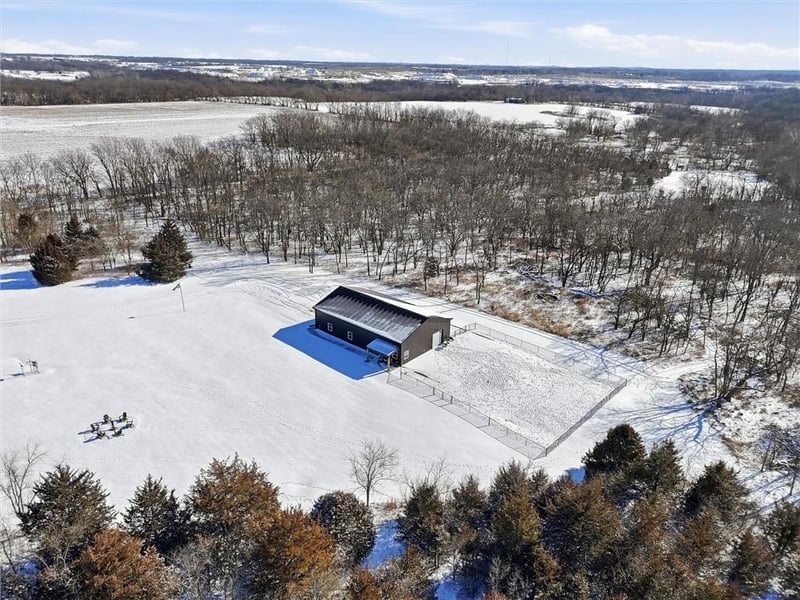 17115 E 215th St, Peculiar, MO 64078