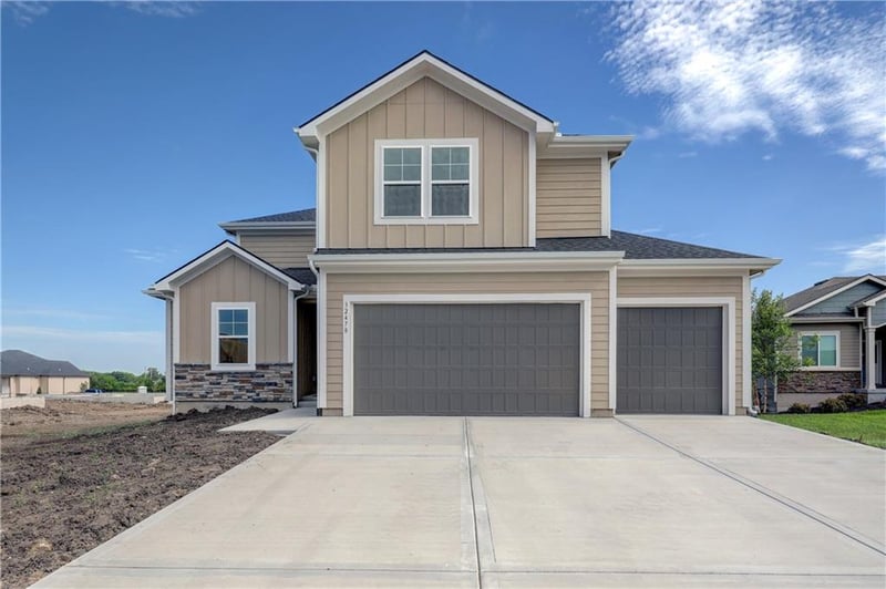 32478 168th Ct, Gardner, KS 66030