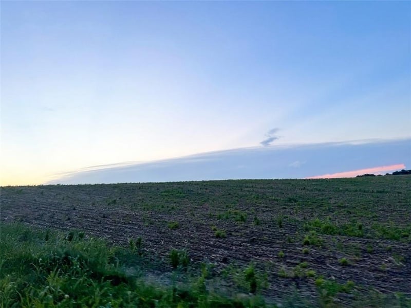 Spratt Rd, Weston, MO 64098