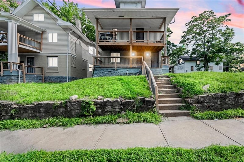 2509 37th St, Kansas City, MO 64128