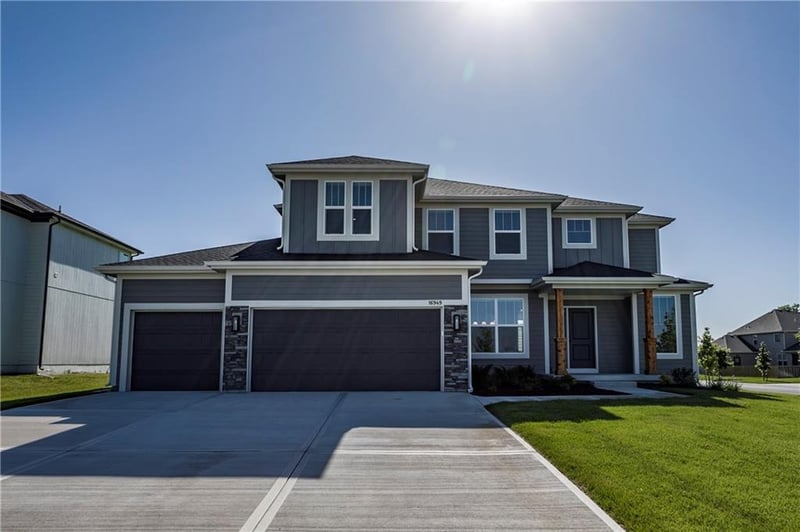 16949 Brentwood St, Olathe, KS 66062