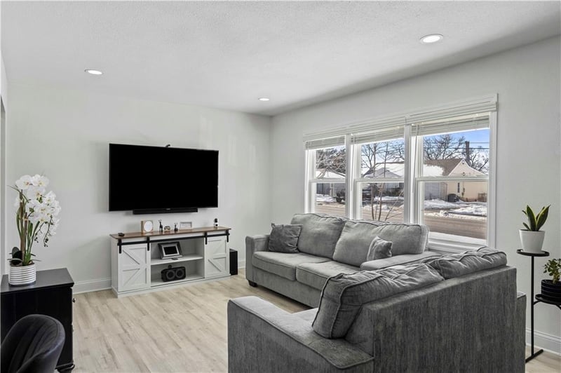 3121 47th St, Kansas City, KS 66106