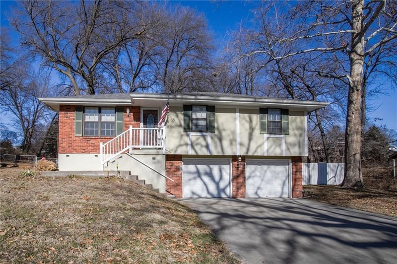 418 78th Ter, Kansas City, MO 64118