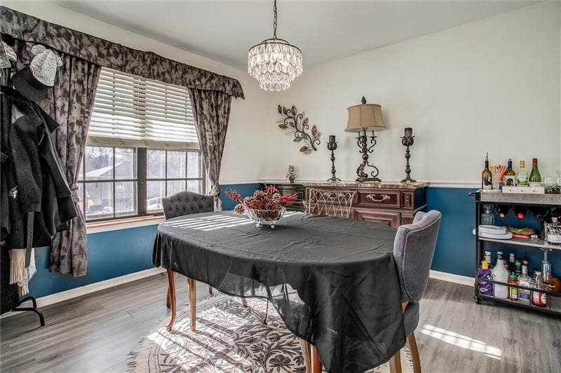 418 78th Ter, Kansas City, MO 64118