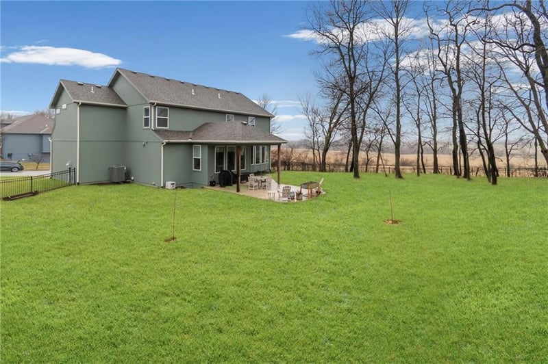 8820 94th St, Kansas City, MO 64157