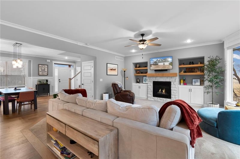 8820 94th St, Kansas City, MO 64157