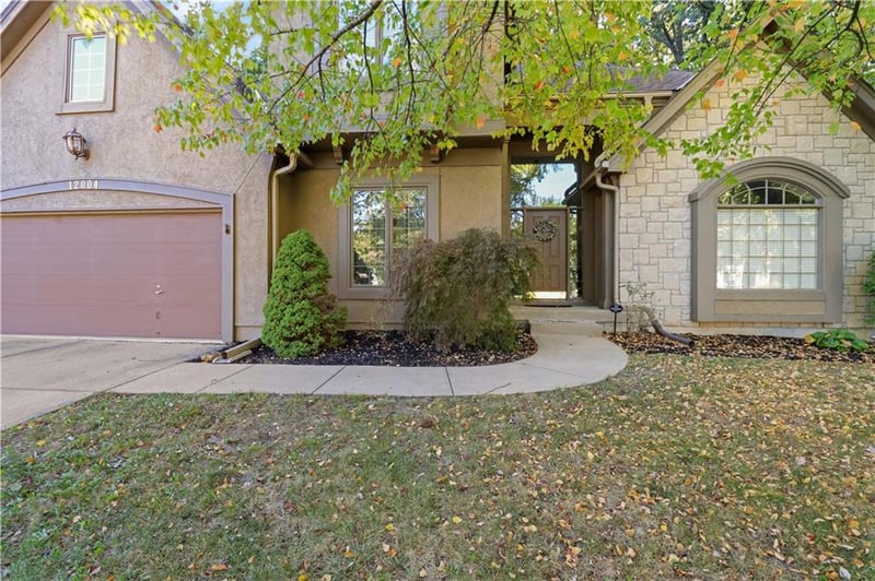 12004 Westgate St, Overland Park, KS 66213