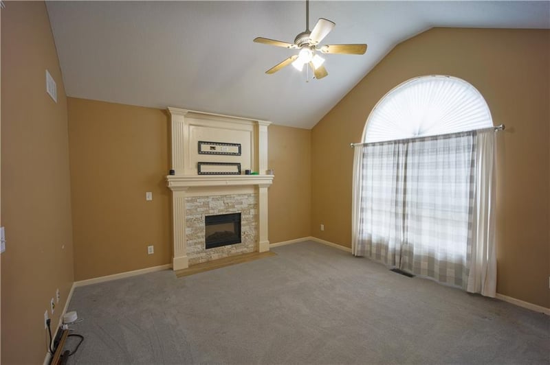 2609 69th Pl, Kansas City, MO 64151