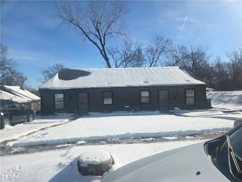 3737-3741 Monroe Ave, Kansas City, MO 64128