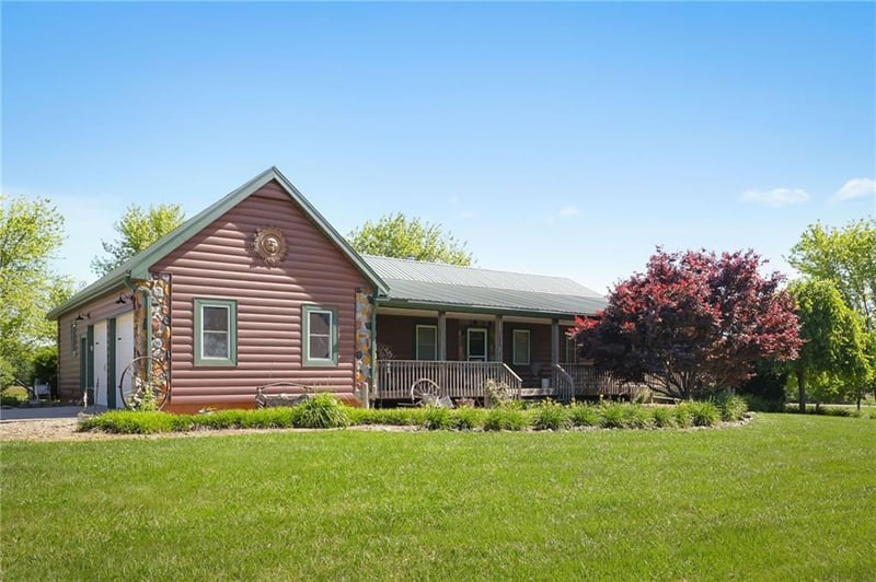 36404 E County Line Rd, Lone Jack, MO 64070