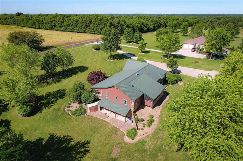 36404 E County Line Rd, Lone Jack, MO 64070