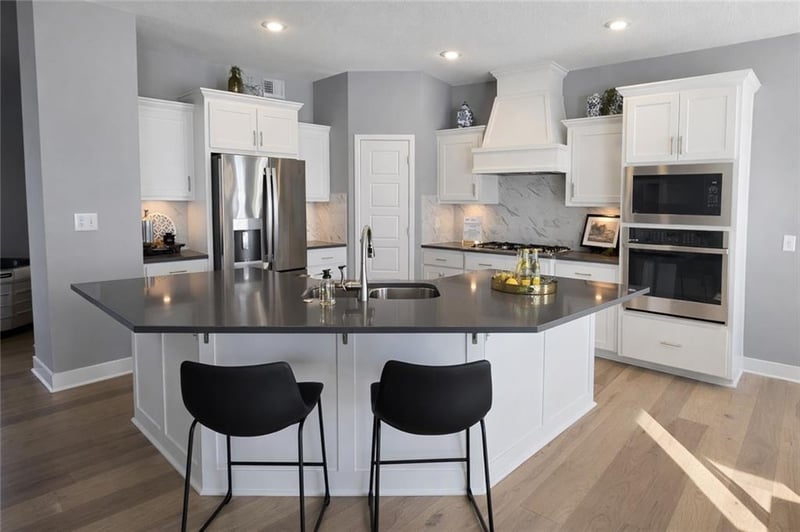 10224 Winchester Ave, Kansas City, MO 64155