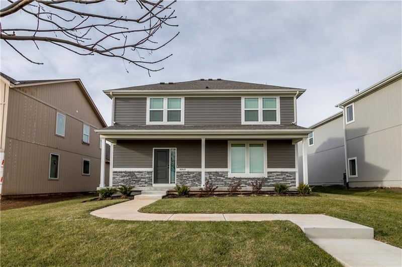 16849 164th Ter, Olathe, KS 66062