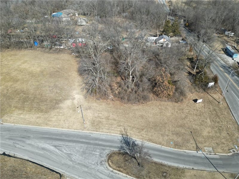 13920 54th Ter, Kansas City, MO 64133