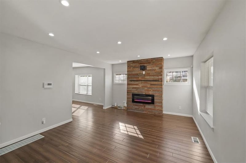 3409 Olive Ave, Kansas City, MO 64109