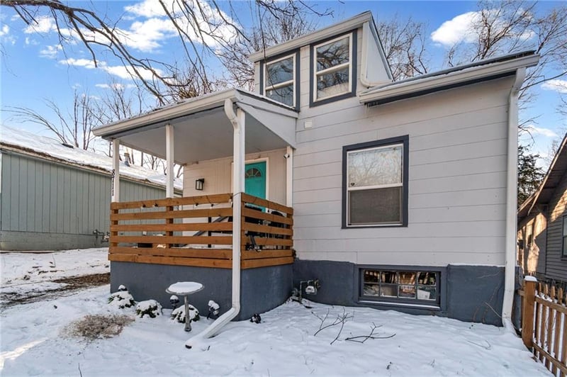 8711 Smart Ave, Independence, MO 64053