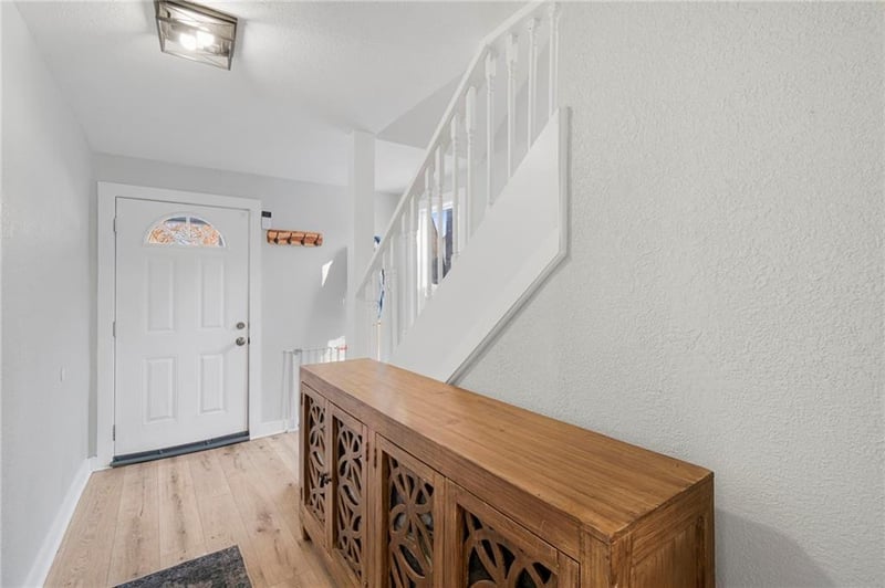 8711 Smart Ave, Independence, MO 64053