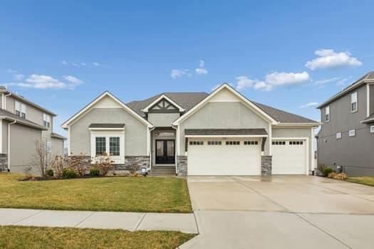 11502 Roundtree St, Olathe, KS 66061