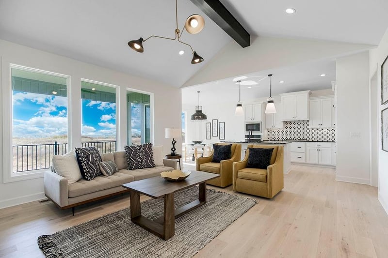 4013 158th Pl, Overland Park, KS 66224