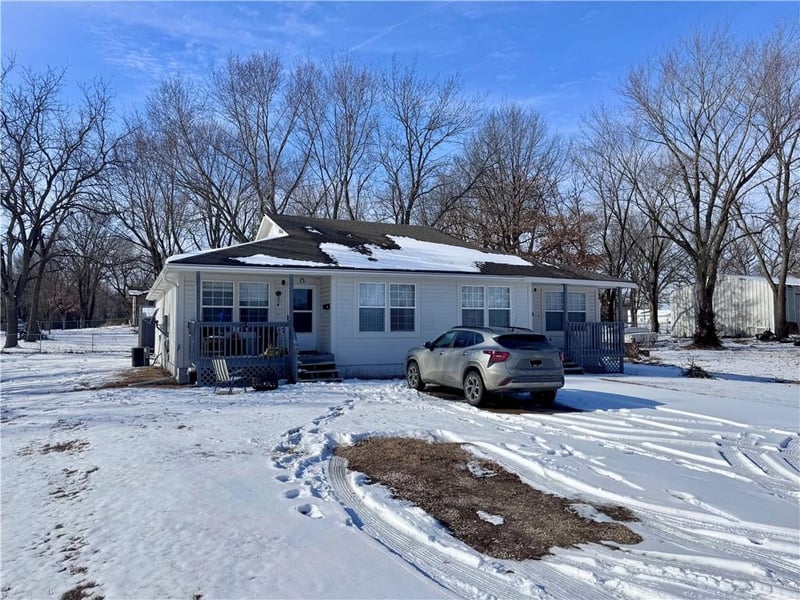 206 Elm St, Holden, MO 64040