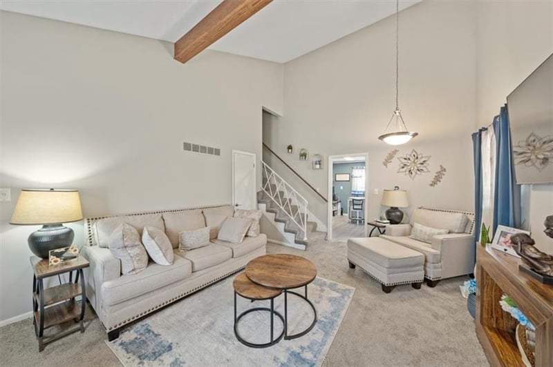 E 97th St, Kansas City, MO 64131