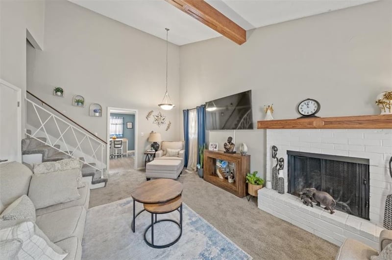 E 97th St, Kansas City, MO 64131