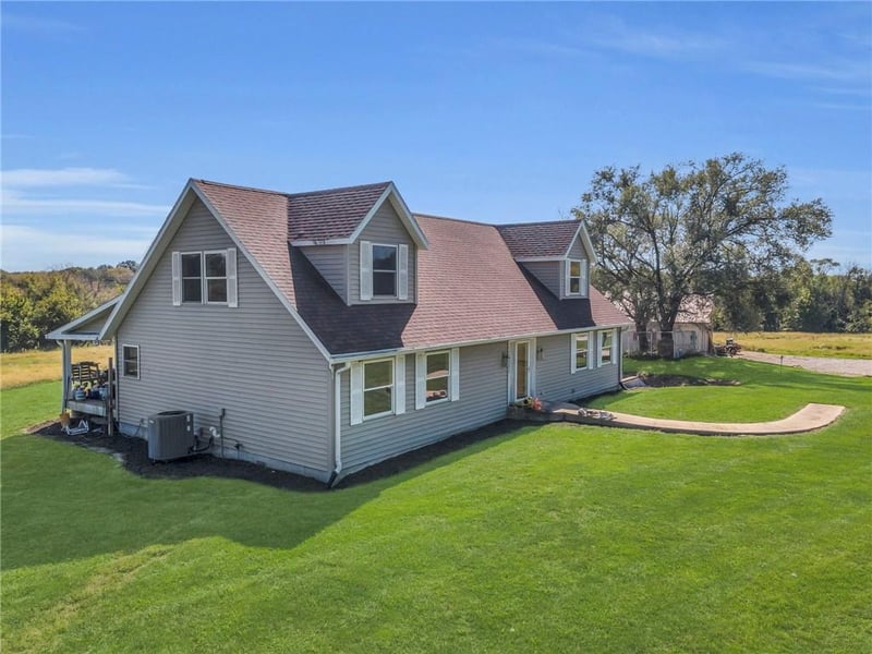 15540 Cr 311 Rd, Hale, MO 64643