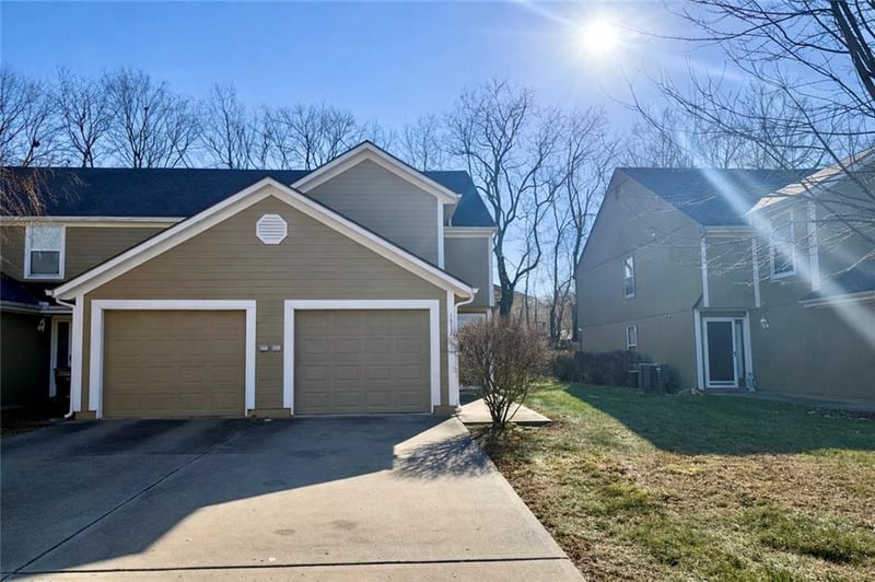 15521 48th St, Kansas City, MO 64136