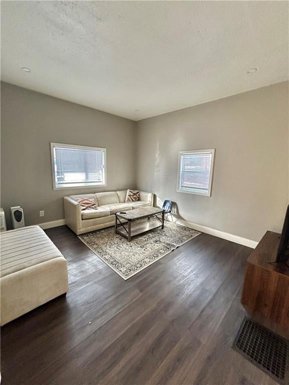 729 14th St, St Joseph, MO 64501