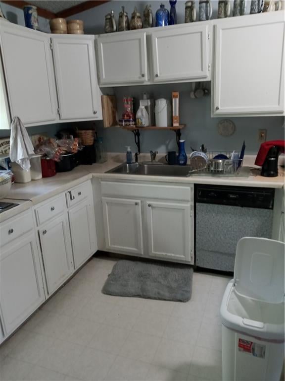 5811 Frederick Blvd, St Joseph, MO 64507