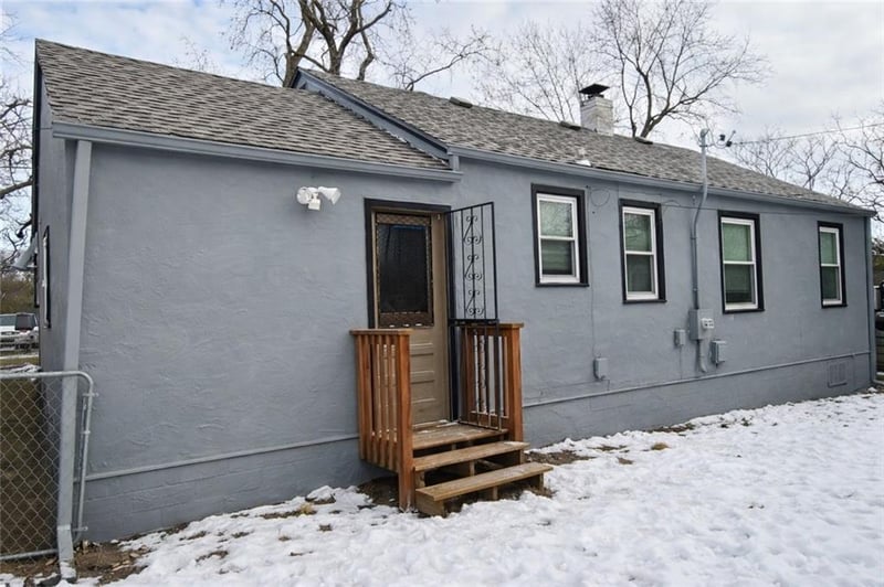 6642 Indiana St, Kansas City, MO 64132