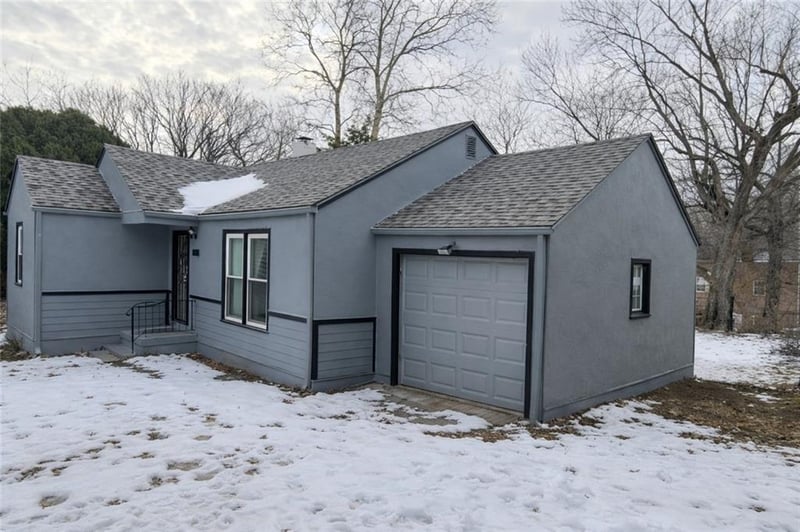 6642 Indiana St, Kansas City, MO 64132