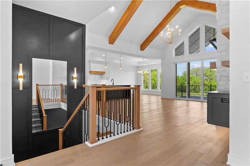 2825 Heartland Rd, Lee's Summit, MO 64082