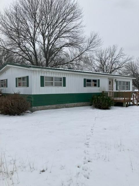 323 Locust St, Mound City, KS 66056