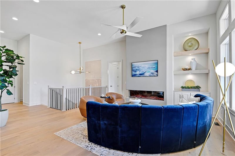 22093 94th Ter, Lenexa, KS 66220