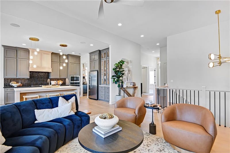 22093 94th Ter, Lenexa, KS 66220