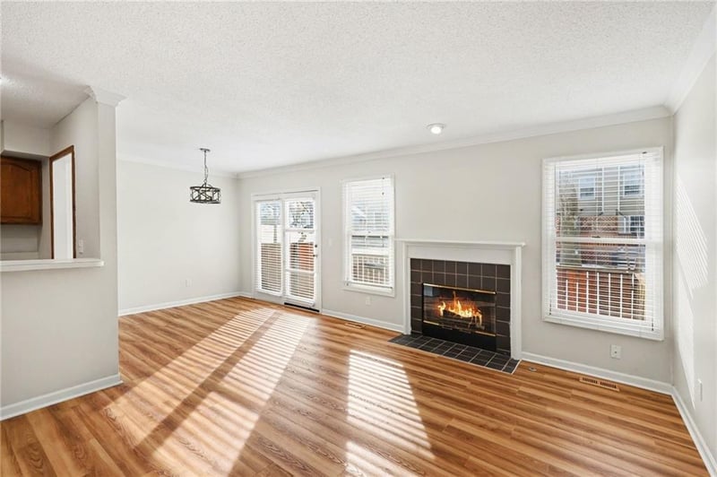 9419 W 119th Ter, Overland Park, KS 66213