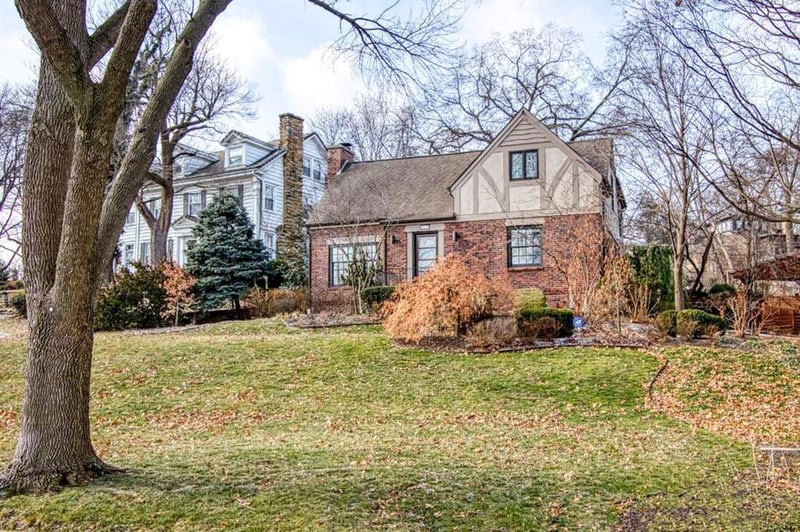 4966 Westwood Rd, Kansas City, MO 64112