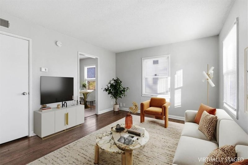 9548 - 9550 Charlotte St, Kansas City, MO 64131