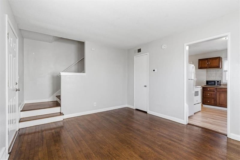 9548 - 9550 Charlotte St, Kansas City, MO 64131