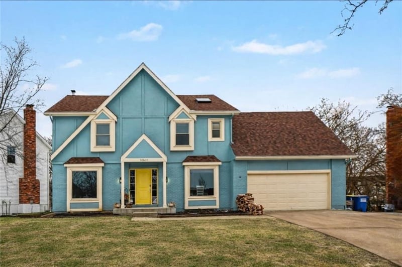 10609 Ballentine St, Overland Park, KS 66214