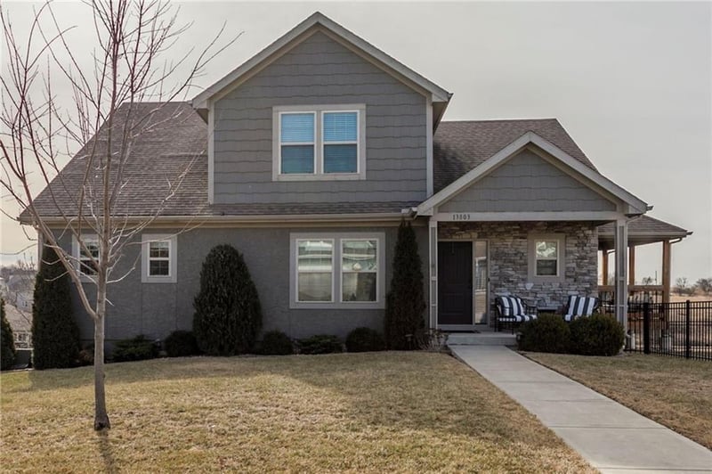 13803 Knipp St, Bonner Springs, KS 66012