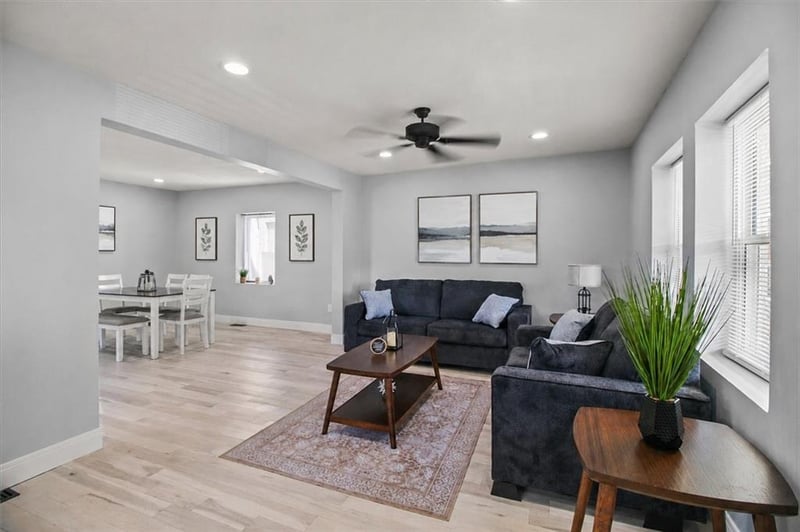 2104 E 24th Ter, Kansas City, MO 64127