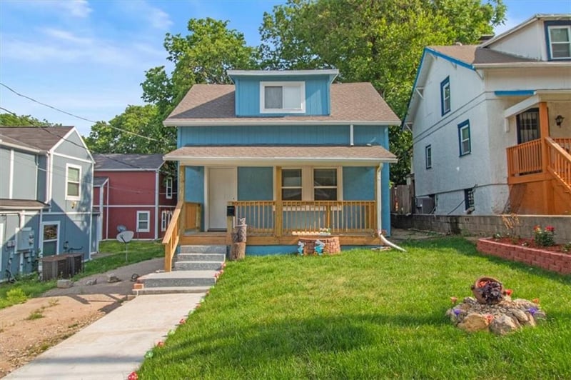 2104 E 24th Ter, Kansas City, MO 64127