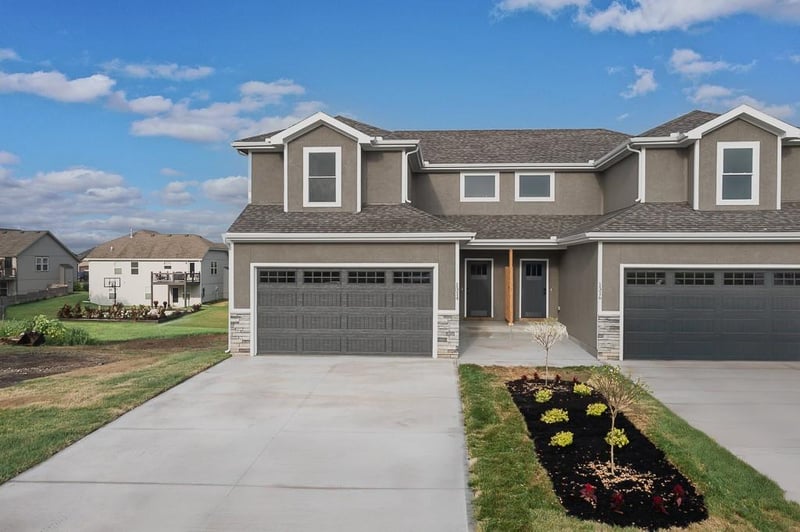 1318 159th St, Basehor, KS 66007